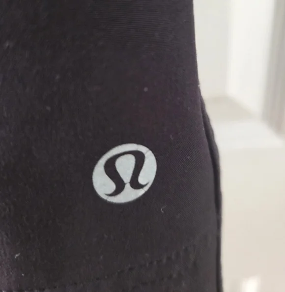 Lululemon Soft Shell Jacket Sz.4 - Picture 4 of 7